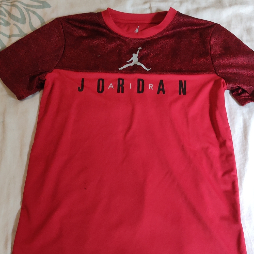 Boys air jordan t-shirt